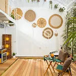 Loft 900 - & - A Timeless Luxury In *