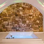 Loft 900 - & - A Timeless Luxury In