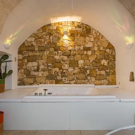 Loft 900 - & - A Timeless Luxury In * Monopoli