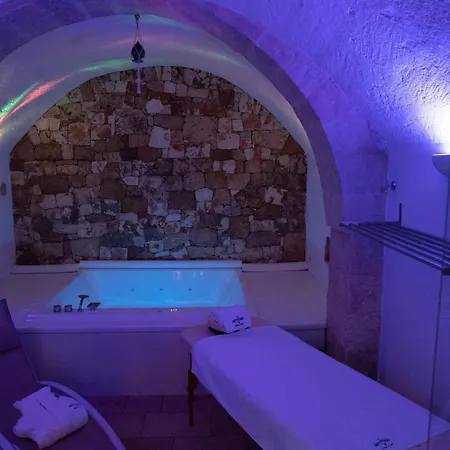 Loft 900 - & - A Timeless Luxury In